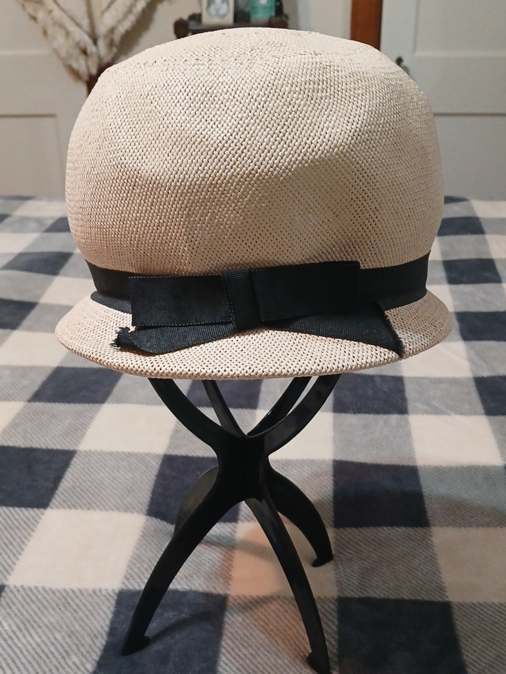 True VTG Straw Cloche Hat